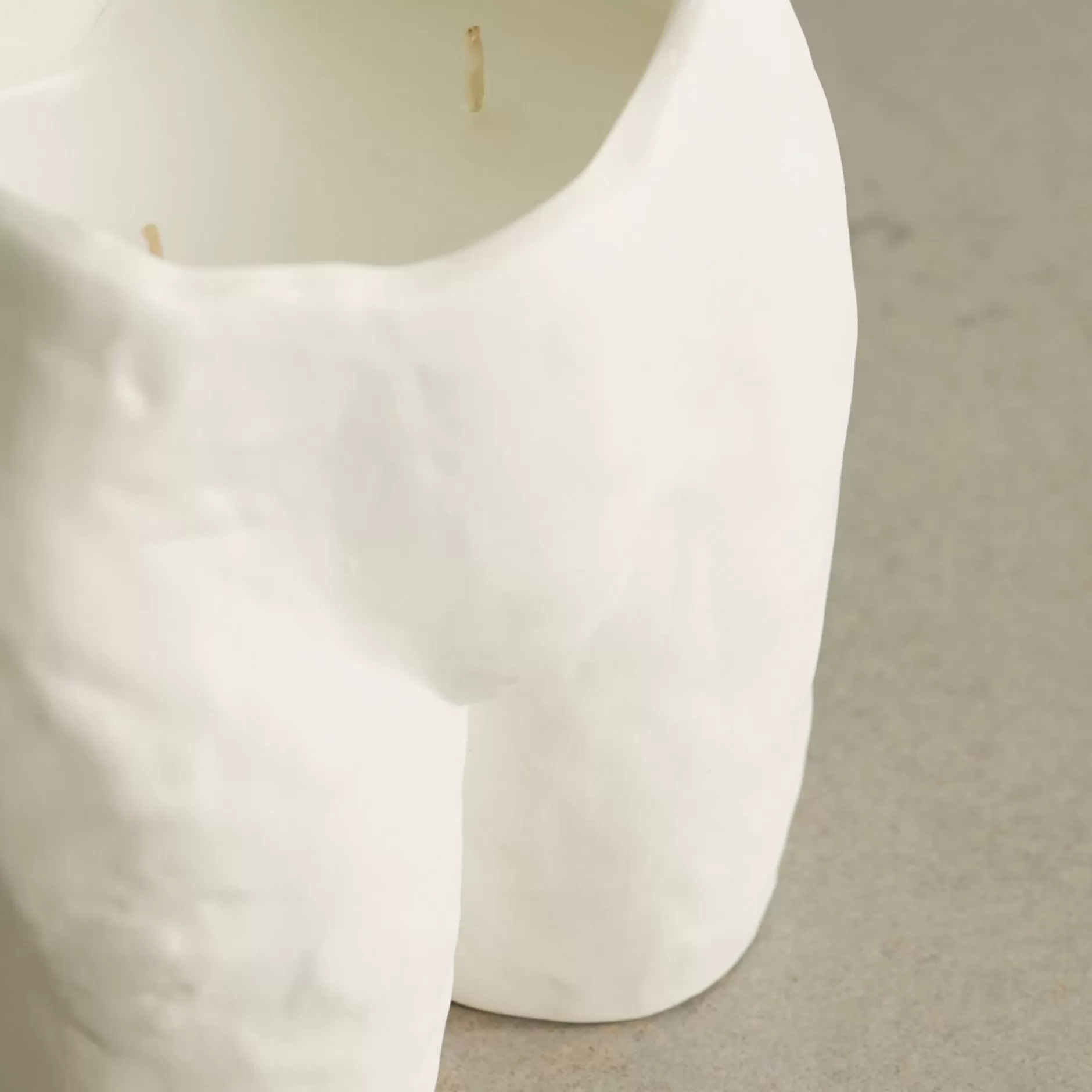 popotin_candle_white_3.webp Anissa Kermiche Popotin Candle (White) Cheap