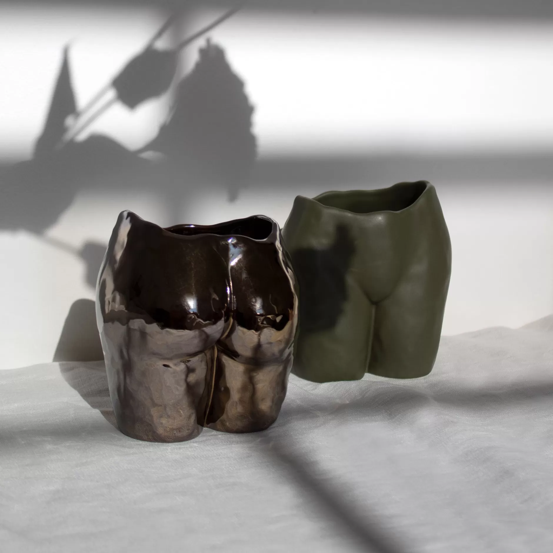 popotin_pot_gold_4.webp Anissa Kermiche Popotin Pot (Gold) Best