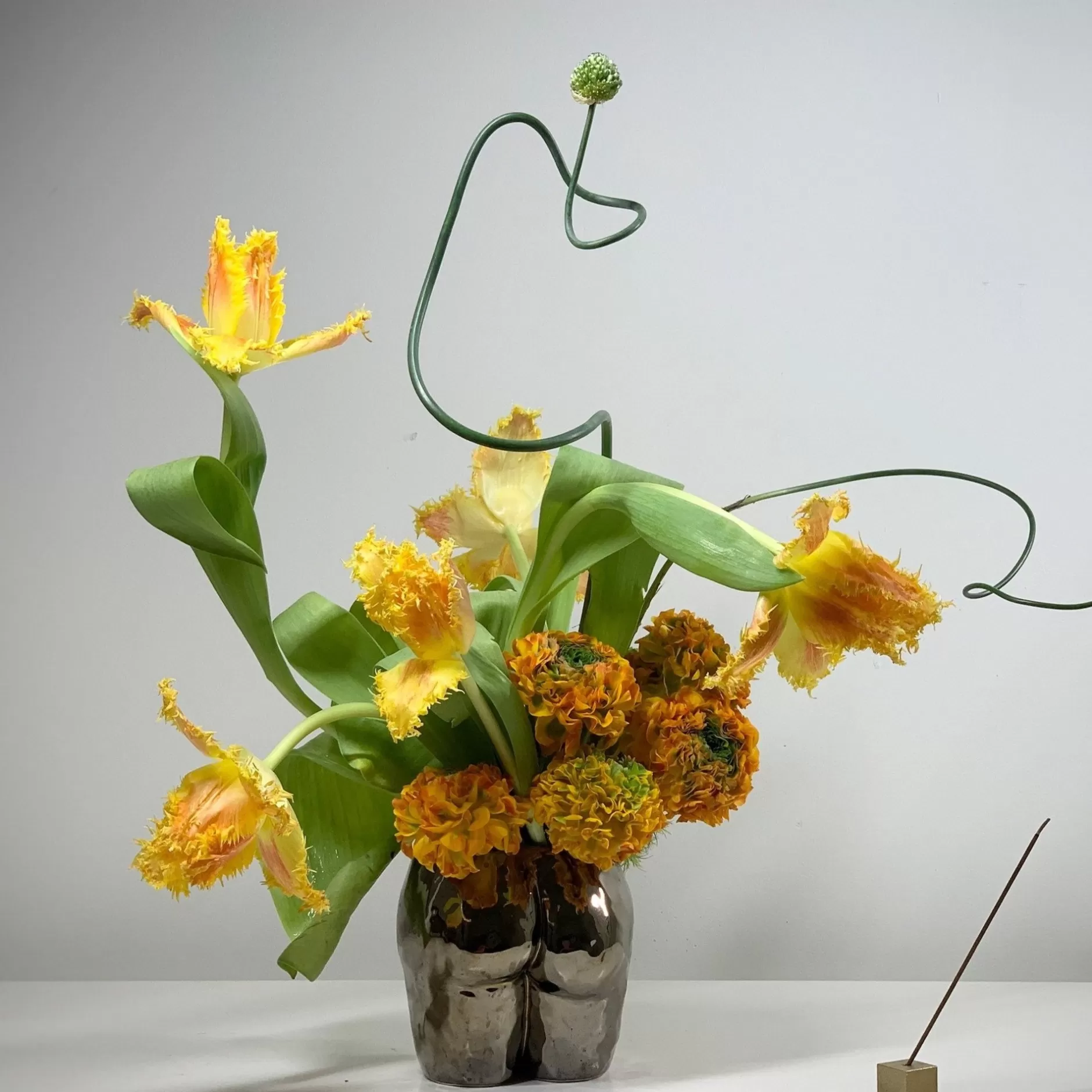 popotin_pot_gold_6.webp Anissa Kermiche Popotin Pot (Gold) Best