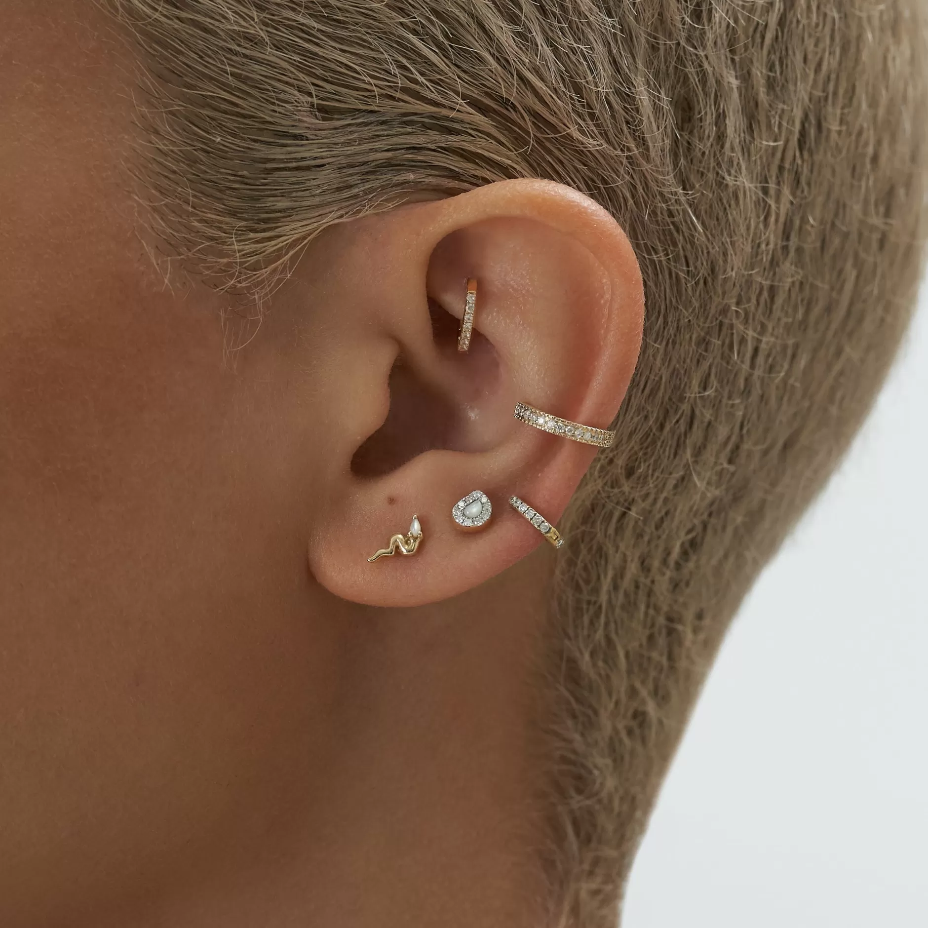 snake_stud_3-1.webp Anissa Kermiche Snake Stud Online